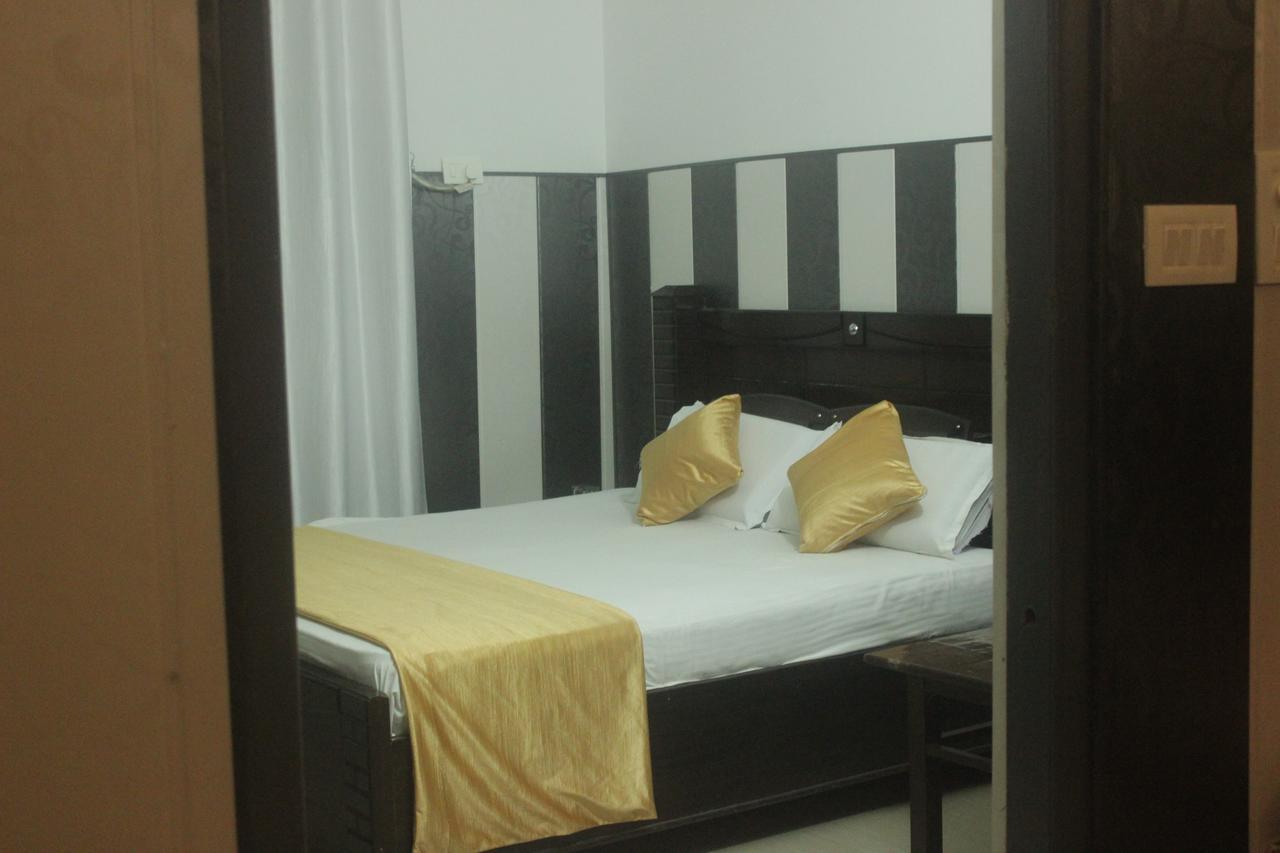 Nammastay Traveller'S Hub Tapovan Exterior photo